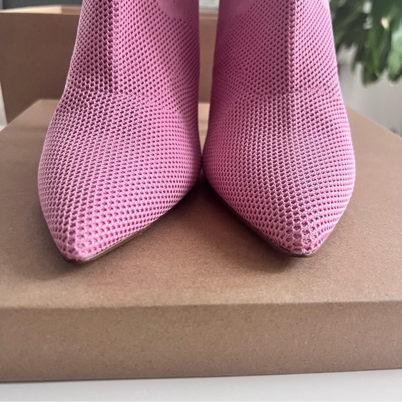 Steven Madden Discreet Knit Pointed Toe Sock Booties - Picture 7 of 11